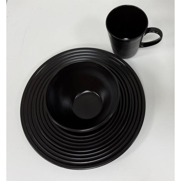 Emeril by Wedgwood Group Cafe 4 Piece Dining Set. KT137 - Picture 2 of 9